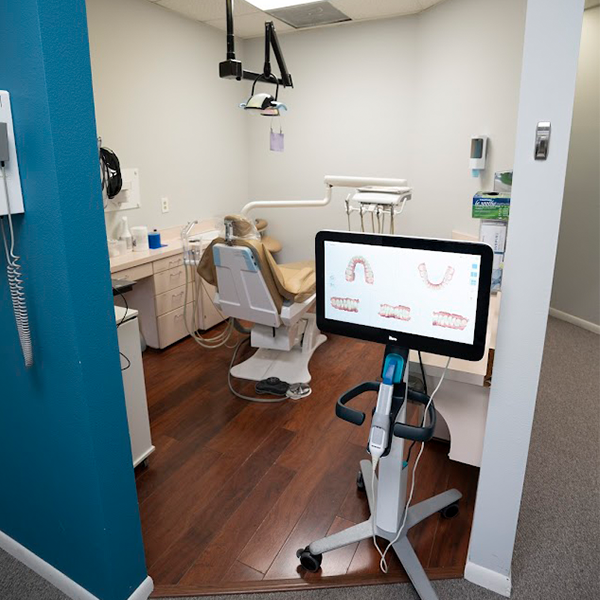 Dentist in 94555